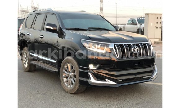 Acheter Import Voiture Toyota Prado Noir à Import - Dubai, Ouganda Acheter Import Voiture Toyota Prado Noir à Import - Dubai, Ouganda