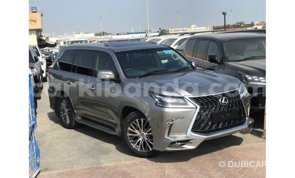 Acheter Import Voiture Lexus LX Autre à Import - Dubai, Ouganda Acheter Import Voiture Lexus LX Autre à Import - Dubai, Ouganda