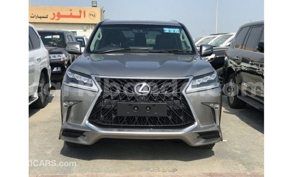 Acheter Import Voiture Lexus LX Autre à Import - Dubai, Ouganda Acheter Import Voiture Lexus LX Autre à Import - Dubai, Ouganda