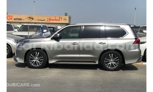 Acheter Import Voiture Lexus LX Autre à Import - Dubai, Ouganda Acheter Import Voiture Lexus LX Autre à Import - Dubai, Ouganda