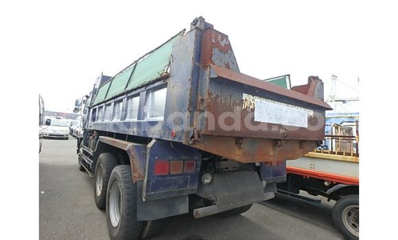 Acheter Import Utilitaire Nissan Evalia Bleu à Import - Dubai, Ouganda Acheter Import Utilitaire Nissan Evalia Bleu à Import - Dubai, Ouganda