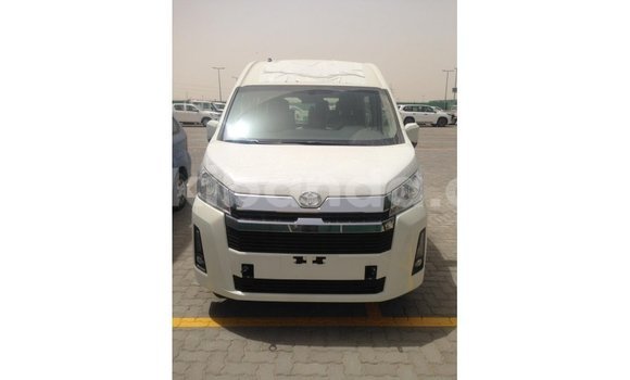 Buy Import Toyota Hiace White Car in Import - Dubai in Uganda Buy Import Toyota Hiace White Car in Import - Dubai in Uganda