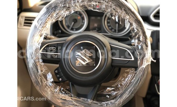 Acheter Import Voiture Suzuki CRV Bleu à Import - Dubai, Ouganda Acheter Import Voiture Suzuki CRV Bleu à Import - Dubai, Ouganda