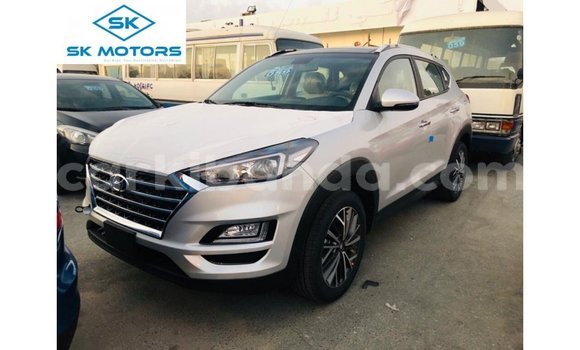 Gura Imported Hyundai Tucson Other Imodoka i Import - Dubai mu Uganda Gura Imported Hyundai Tucson Other Imodoka i Import - Dubai mu Uganda