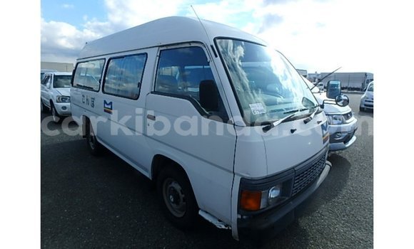 Acheter Import Voiture Nissan Caravan Blanc à Import - Dubai, Ouganda Acheter Import Voiture Nissan Caravan Blanc à Import - Dubai, Ouganda