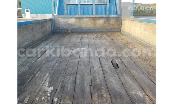 Acheter Import Voiture Toyota Dyna Bleu à Import - Dubai, Ouganda Acheter Import Voiture Toyota Dyna Bleu à Import - Dubai, Ouganda