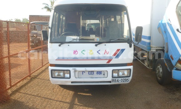 Buy Used Mitsubishi Carisma White Car in Arua in Uganda