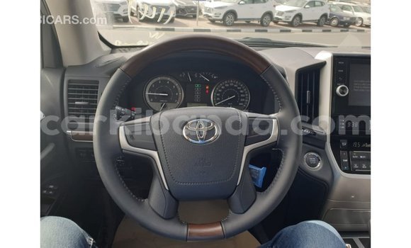 Buy Import Toyota Land Cruiser Black Car in Import - Dubai in Uganda Buy Import Toyota Land Cruiser Black Car in Import - Dubai in Uganda