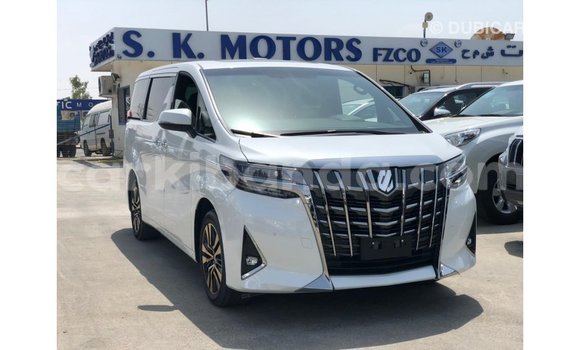 Acheter Import Voiture Toyota Alphard Blanc à Import - Dubai, Ouganda Acheter Import Voiture Toyota Alphard Blanc à Import - Dubai, Ouganda