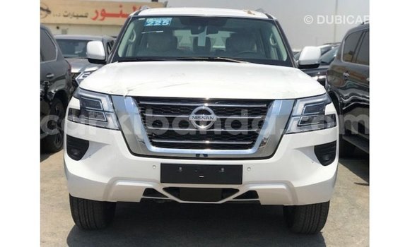 Acheter Import Voiture Nissan Patrol Blanc à Import - Dubai, Ouganda Acheter Import Voiture Nissan Patrol Blanc à Import - Dubai, Ouganda
