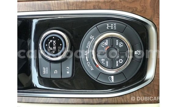 Acheter Import Voiture Nissan Patrol Blanc à Import - Dubai, Ouganda Acheter Import Voiture Nissan Patrol Blanc à Import - Dubai, Ouganda