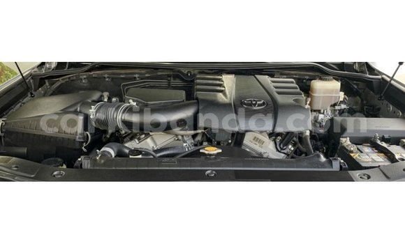 Acheter Import Voiture Toyota Land Cruiser Autre à Import - Dubai, Ouganda Acheter Import Voiture Toyota Land Cruiser Autre à Import - Dubai, Ouganda