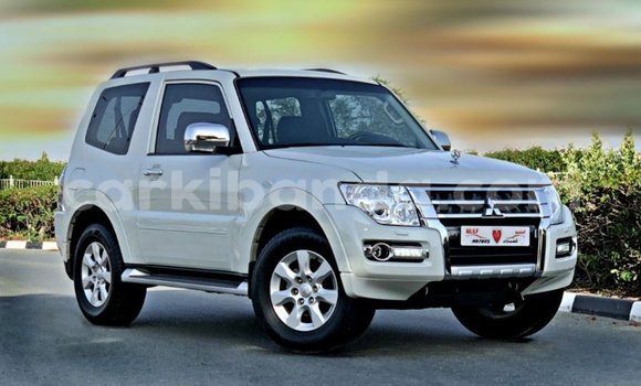 Buy Import Mitsubishi Pajero White Car in Import - Dubai in Uganda