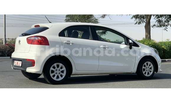 Gura Imported Kia Rio White Imodoka i Import - Dubai mu Uganda Gura Imported Kia Rio White Imodoka i Import - Dubai mu Uganda