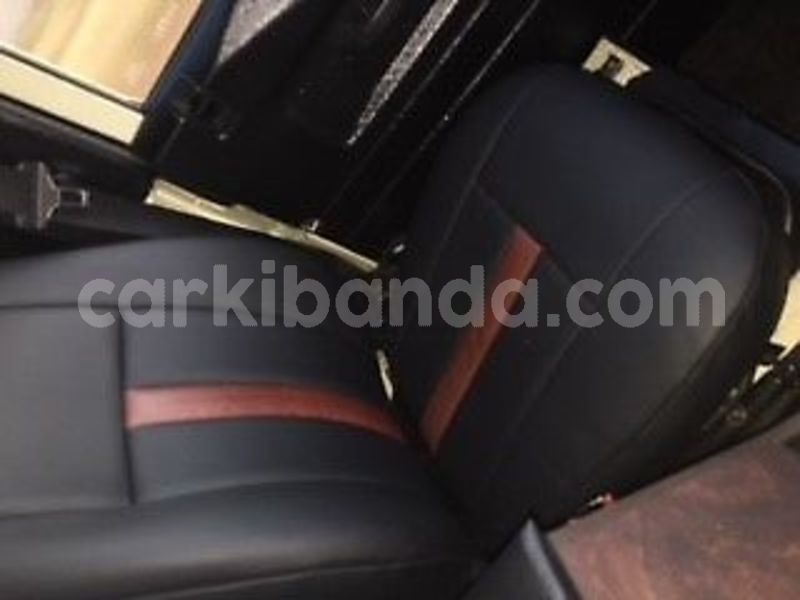 Big with watermark sfagae4f8