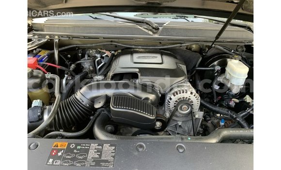 Acheter Import Voiture Cadillac Escalade Noir à Import - Dubai, Ouganda Acheter Import Voiture Cadillac Escalade Noir à Import - Dubai, Ouganda