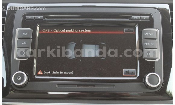 Acheter Import Voiture Volkswagen Beetle Bleu à Import - Dubai, Ouganda Acheter Import Voiture Volkswagen Beetle Bleu à Import - Dubai, Ouganda