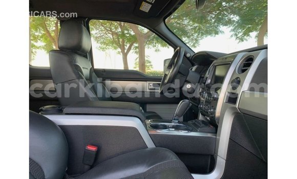 Nunua Imported Ford Club Wagon Beige Gari ndani ya Import - Dubai nchini Uganda Nunua Imported Ford Club Wagon Beige Gari ndani ya Import - Dubai nchini Uganda