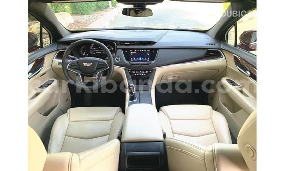 Acheter Import Voiture Cadillac XT5 Rouge à Import - Dubai, Ouganda Acheter Import Voiture Cadillac XT5 Rouge à Import - Dubai, Ouganda