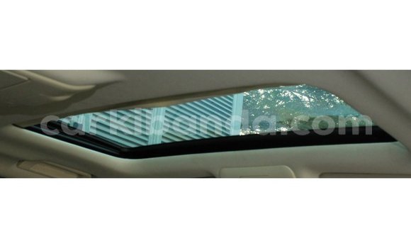 Acheter Import Voiture Land Rover Range Rover Noir à Import - Dubai, Ouganda Acheter Import Voiture Land Rover Range Rover Noir à Import - Dubai, Ouganda