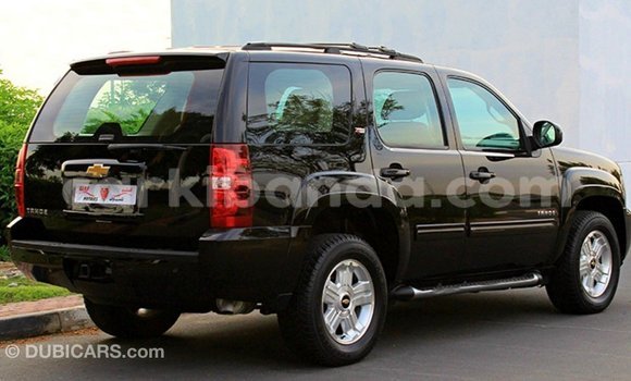 Gura Imported Chevrolet Tahoe Black Imodoka i Import - Dubai mu Uganda Gura Imported Chevrolet Tahoe Black Imodoka i Import - Dubai mu Uganda