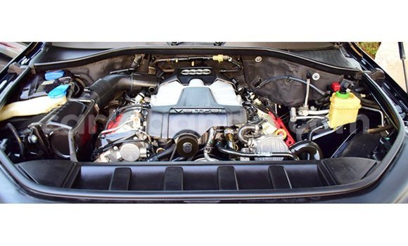 Acheter Import Voiture Audi Q7 Noir à Import - Dubai, Ouganda Acheter Import Voiture Audi Q7 Noir à Import - Dubai, Ouganda