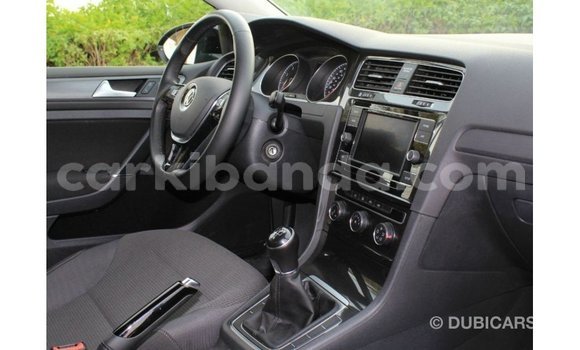 Nunua Imported Volkswagen Golf Nyeusi Gari ndani ya Import - Dubai nchini Uganda Nunua Imported Volkswagen Golf Nyeusi Gari ndani ya Import - Dubai nchini Uganda