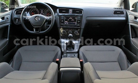 Nunua Imported Volkswagen Golf Nyeusi Gari ndani ya Import - Dubai nchini Uganda Nunua Imported Volkswagen Golf Nyeusi Gari ndani ya Import - Dubai nchini Uganda