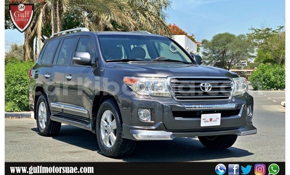 Buy Import Toyota Land Cruiser Other Car in Import - Dubai in Uganda