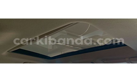 Acheter Import Voiture Toyota Land Cruiser Autre à Import - Dubai, Ouganda Acheter Import Voiture Toyota Land Cruiser Autre à Import - Dubai, Ouganda