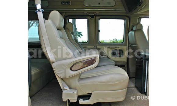 Acheter Import Voiture GMC Acadia Autre à Import - Dubai, Ouganda Acheter Import Voiture GMC Acadia Autre à Import - Dubai, Ouganda