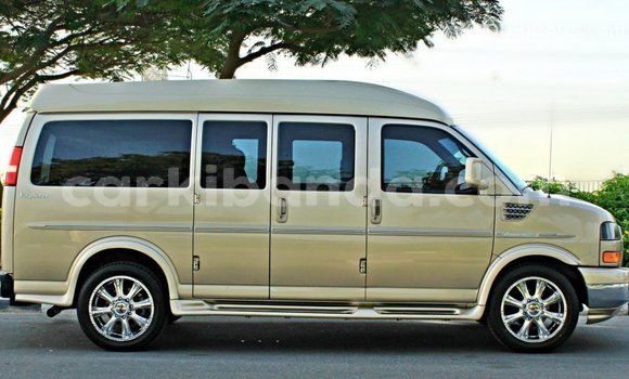 Acheter Import Voiture GMC Acadia Autre à Import - Dubai, Ouganda Acheter Import Voiture GMC Acadia Autre à Import - Dubai, Ouganda