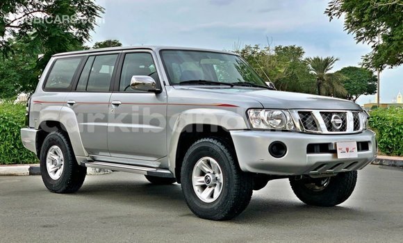Acheter Import Voiture Nissan Patrol Autre à Import - Dubai, Ouganda Acheter Import Voiture Nissan Patrol Autre à Import - Dubai, Ouganda