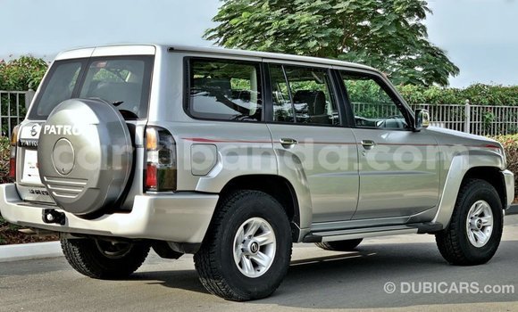 Acheter Import Voiture Nissan Patrol Autre à Import - Dubai, Ouganda Acheter Import Voiture Nissan Patrol Autre à Import - Dubai, Ouganda