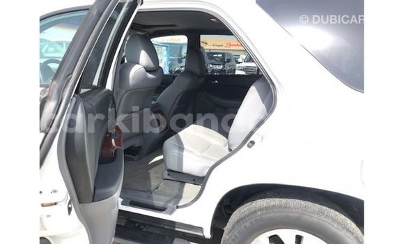 Acheter Import Voiture Acura MDX Blanc à Import - Dubai, Ouganda Acheter Import Voiture Acura MDX Blanc à Import - Dubai, Ouganda