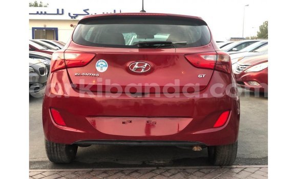 Acheter Import Voiture Hyundai Elantra Rouge à Import - Dubai, Ouganda Acheter Import Voiture Hyundai Elantra Rouge à Import - Dubai, Ouganda