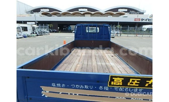 Acheter Import Voiture Toyota 4Runner Bleu à Import - Dubai, Ouganda Acheter Import Voiture Toyota 4Runner Bleu à Import - Dubai, Ouganda