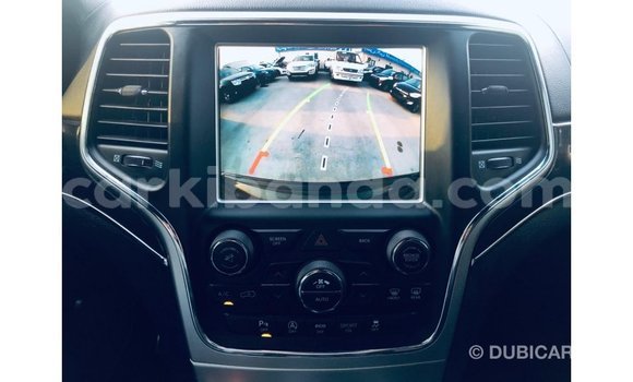 Acheter Import Voiture Jeep Grand Cherokee Noir à Import - Dubai, Ouganda Acheter Import Voiture Jeep Grand Cherokee Noir à Import - Dubai, Ouganda