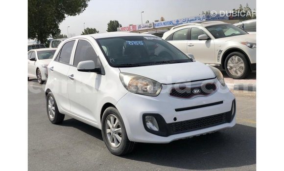 Acheter Import Voiture Kia Picanto Blanc à Import - Dubai, Ouganda Acheter Import Voiture Kia Picanto Blanc à Import - Dubai, Ouganda