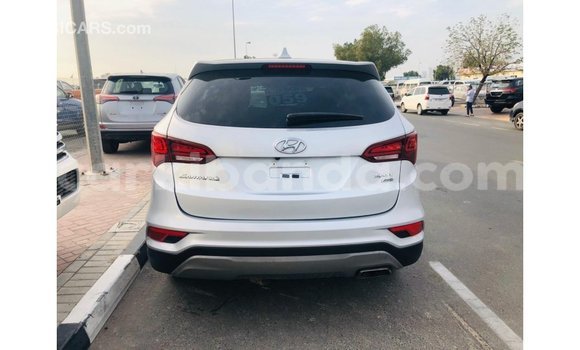 Buy Import Hyundai Santa Fe Other Car in Import - Dubai in Uganda Buy Import Hyundai Santa Fe Other Car in Import - Dubai in Uganda