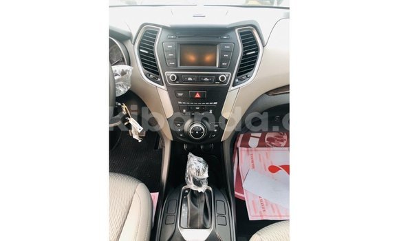 Buy Import Hyundai Santa Fe Other Car in Import - Dubai in Uganda Buy Import Hyundai Santa Fe Other Car in Import - Dubai in Uganda