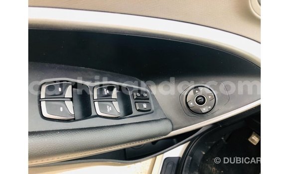 Buy Import Hyundai Santa Fe Other Car in Import - Dubai in Uganda Buy Import Hyundai Santa Fe Other Car in Import - Dubai in Uganda