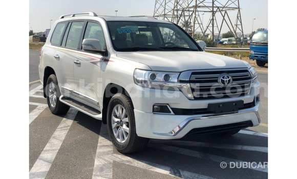 Buy Import Toyota Land Cruiser White Car in Import - Dubai in Uganda Buy Import Toyota Land Cruiser White Car in Import - Dubai in Uganda