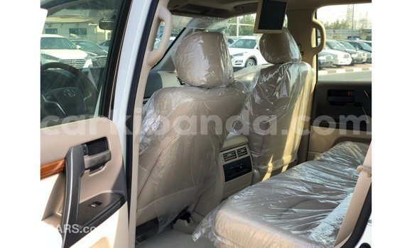Buy Import Toyota Land Cruiser White Car in Import - Dubai in Uganda Buy Import Toyota Land Cruiser White Car in Import - Dubai in Uganda