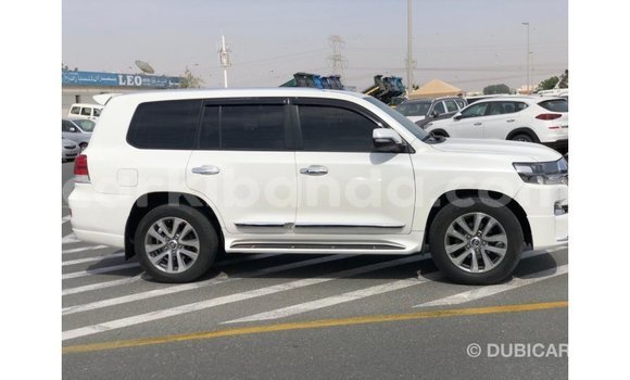 Buy Import Toyota Land Cruiser White Car in Import - Dubai in Uganda Buy Import Toyota Land Cruiser White Car in Import - Dubai in Uganda