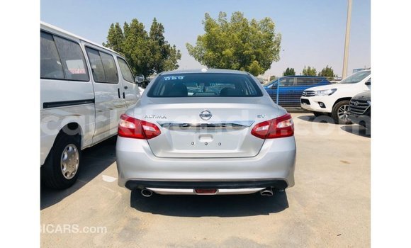 Nunua Imported Nissan Altima Nyingine Gari ndani ya Import - Dubai nchini Uganda Nunua Imported Nissan Altima Nyingine Gari ndani ya Import - Dubai nchini Uganda