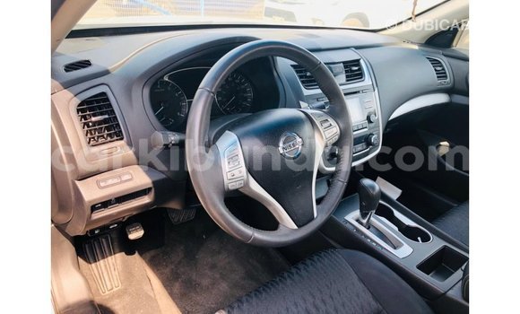 Nunua Imported Nissan Altima Nyingine Gari ndani ya Import - Dubai nchini Uganda Nunua Imported Nissan Altima Nyingine Gari ndani ya Import - Dubai nchini Uganda