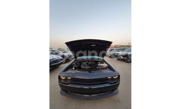 Gura Imported Dodge Challenger Black Imodoka i Import - Dubai mu Uganda Gura Imported Dodge Challenger Black Imodoka i Import - Dubai mu Uganda