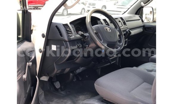 Buy Import Toyota Hiace White Car in Import - Dubai in Uganda Buy Import Toyota Hiace White Car in Import - Dubai in Uganda
