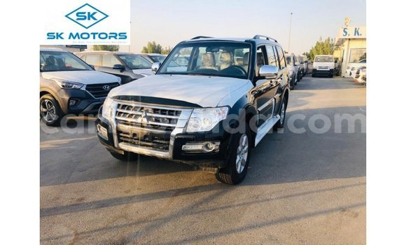 Gura Imported Mitsubishi Pajero Black Imodoka i Import - Dubai mu Uganda